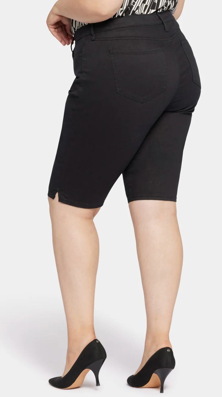 NYDJ Sophie‎ Bike Capri Shorts 26W Black NWT Lift Tuck High Waisted Stretch Plus